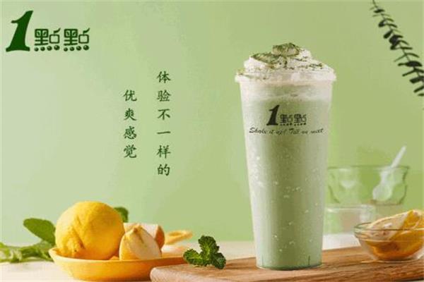 一点点奶茶加盟费多少/开热门一点点奶茶店预算在40万起