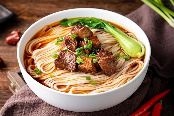 柒子村米粉加盟费多少？柒子村米粉招商加盟靠谱吗？