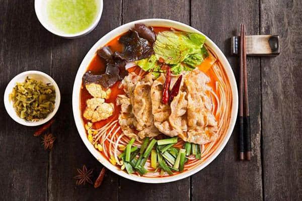 过桥缘米线总店在哪里？可靠的地址获取途径大揭秘