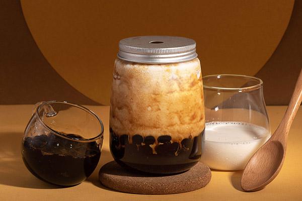 茶风暴奶茶加盟费多少钱？茶风暴奶茶加盟店多少家？