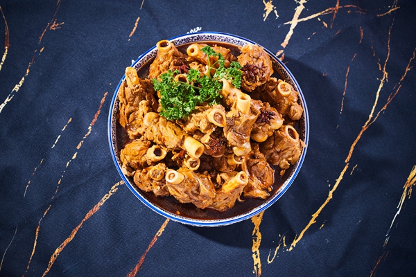 鲜骨道酱烧排骨饭加盟赚不赚钱?鲜骨道酱烧排骨饭加盟费多少