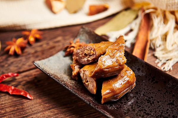 加盟乡巴佬熟食加盟费是多少？低成本可享多重政策