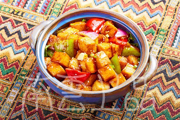 南云上品青花椒炒鸡加盟店有多少家?开店应该做哪些准备?