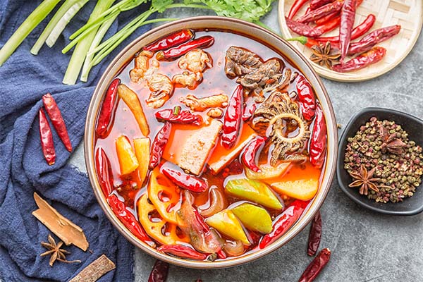 加盟逛呲涮吧农民旋转小火锅费多少钱?公司总部电话