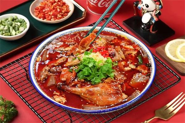 辣嘴妹老成都冒烤鸭怎么加盟？加盟费用多少钱？