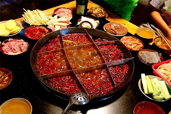 蜀山火锅加盟代理条件是什么?蜀山火锅加盟费用多少钱？(图2)