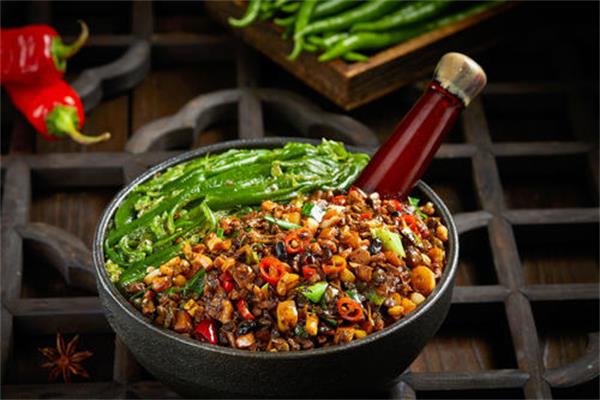 资食青年擂椒拌饭加盟费大概需要多少?公司加盟电话为什么打不通?(图3) 资食青年擂椒拌饭加盟费大概需要多少?公司加盟电话为什么打不通?(图3)