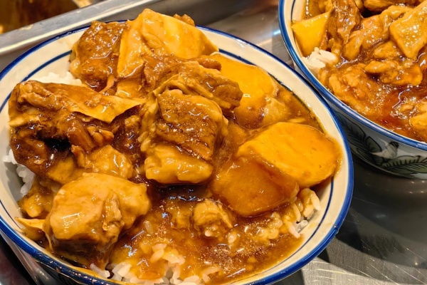 盖东来大块牛肉饭加盟招商：费用、条件及流程全解析 (图2)
