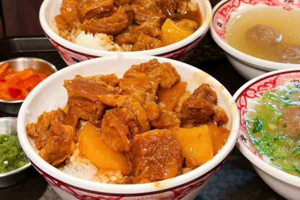 盖东来大块牛肉饭加盟招商：费用、条件及流程全解析 (图4)