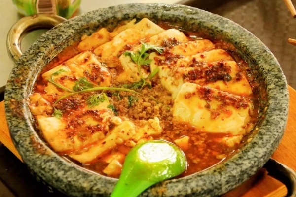 石味先石锅菜加盟多少钱,石味先石锅菜加盟费用及加盟条件详解(图2)