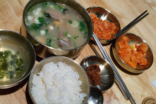 梨花牛肉汤饭加盟费多少钱?投资少,无忧创业(图2) 梨花牛肉汤饭加盟费多少钱?投资少,无忧创业(图2)