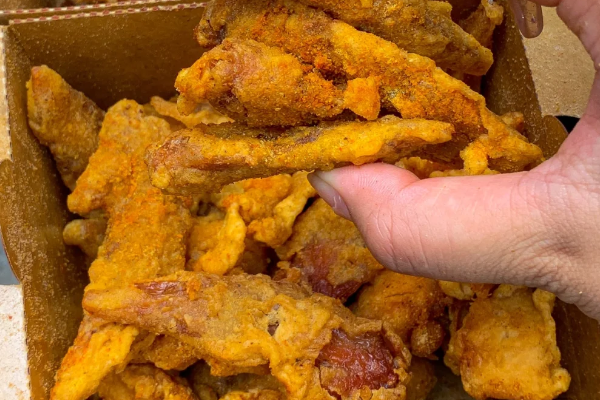 2026年汴京炸鸡加盟费多少钱?汴京炸鸡最新加盟政策及开店要求(图2)