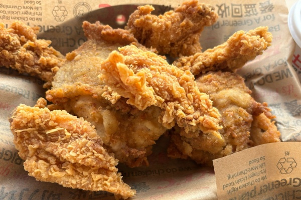 　加盟老香港炸鸡，掘金600+门店的港式风味帝国!2026年最新加盟政策及费用公布(图4)