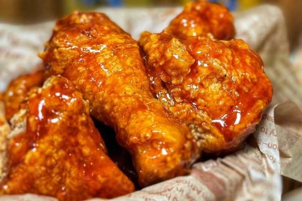 2026加盟老香港炸鸡怎么样?加盟费及加盟条件全解析(图4) 2026加盟老香港炸鸡怎么样?加盟费及加盟条件全解析(图4)